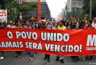 反对政权更迭 巴西民众抗议浪潮持续