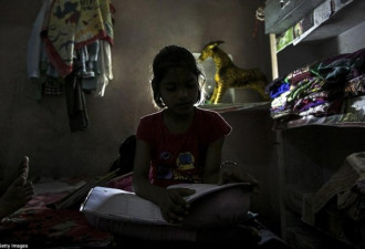 印度悲惨女童诉说被性侵经历 最小当时仅4岁