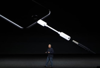 iPhone7发布会讲8件事 最热烈掌声给了耳机