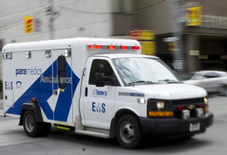 非法赛车撞人逃逸司机被控罪