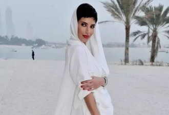 不戴头巾前排看秀41岁的她 是阿拉伯最时尚王妃