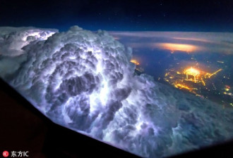 从飞行员的高空视角看 世界美得太科幻