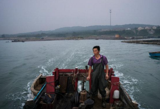 美媒:过度捕捞建度假村让中国传统渔村濒临消失