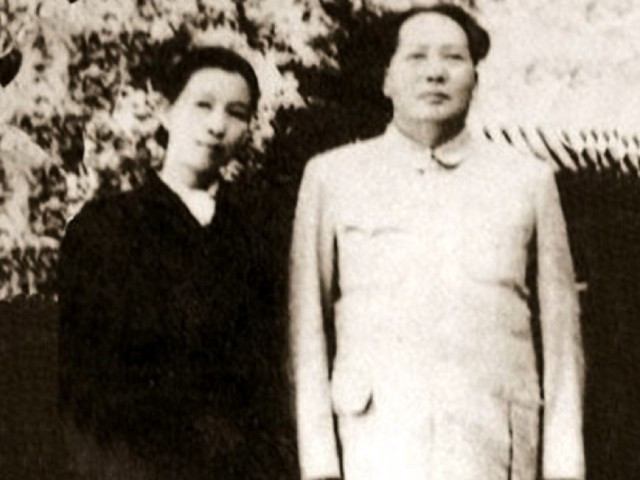 毛泽东不雅诗赠江青侮辱几亿女性_无忧资讯