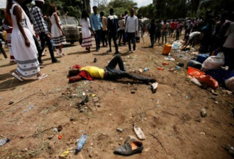 埃塞俄比亚首都发生踩踏事故 至少50人死亡