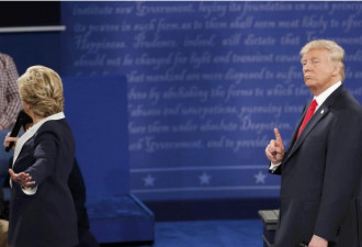 美大选辩论：“恶人特朗普”回来了