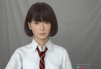 日本艺术家用电脑创造出“完美”校园少女