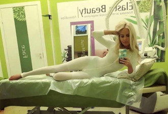 俄罗斯女子晒抽脂自拍 被抨击“皮包骨头”