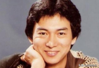 他是香港超帅武打明星，离婚后欠下巨债