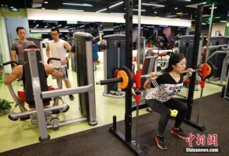 中国有1亿人在假装健身？网友：办的是洗澡卡