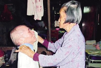 97岁母亲照顾瘫痪儿37年  医生曾说活不过5年