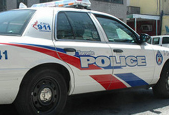 三名多伦多警员逮人时造成当事人严重受伤被控