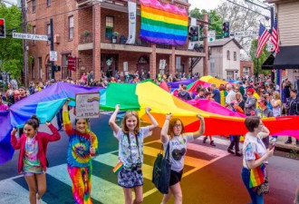 本周日多伦多同性恋大游行的正确打开方式！