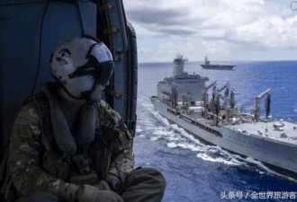 美带领&quot;小弟&quot;海上军演，中国军舰霸气插入