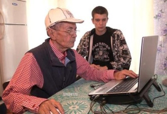 俄罗斯71岁大爷爱上CS游戏 病好多了目标夺冠