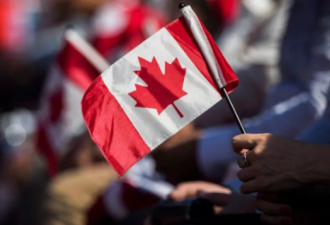 每年有不少外交官在加拿大申请难民