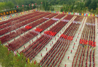 少林武术节预演 近三万名弟子秀绝技