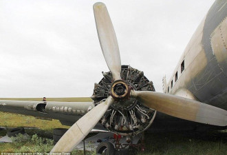 科学家在西伯利亚发现保存完好的二战飞机