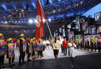 香港最美奥运旗手热衷公益 不靠走穴博眼球
