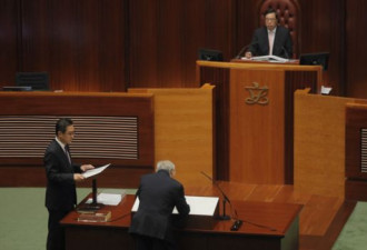 香港“青年新政”议员重申不会为辱华誓词道歉
