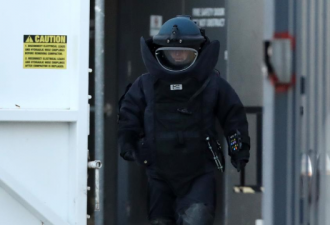 澳洲男子携炸弹现身购物中心被捕 警方现场引爆