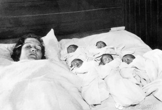 加拿大带着光环出生的五胞胎 却被利用了一辈子