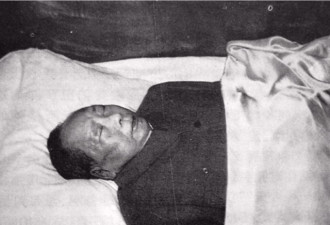 毛泽东去世当晚 中央政治局爆发激烈冲突