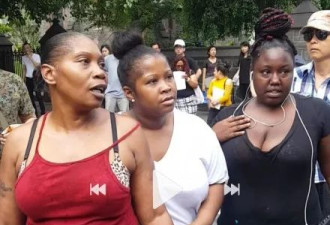 纽约街头华女遭黑女群殴 警察敷衍了事