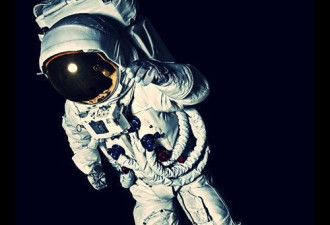 航天员太空生活：服装科技又时尚 菜谱不重样