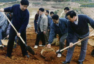 揭秘中共党媒为何疯狂宣传“晋江经验”
