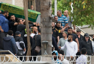 悉尼一穆斯林黑帮被枪杀 清真寺前百余人吊唁