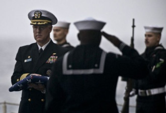 海葬：美国军人与直系亲属的荣誉福利