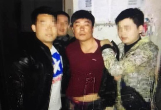 江西杀警嫌犯:  弟弟被锤杀 警方13年未破案