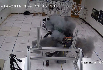 NASA公布美军机器人爆炸视频 灭火器都没用
