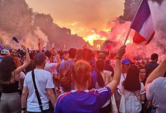 世界杯法国蓝再次得胜 巴黎又是一场流动的盛宴