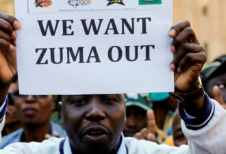 南非数千人上街要求贪污总统祖马辞职