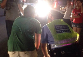 深圳交警回应“罚看远光灯”:是自愿不是强制
