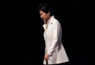 朴槿惠尴尬 提名的新总理称要调查她