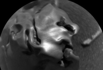 火星表面最新发现神秘卵状金属陨石