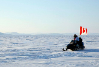 北极海底传出神秘“叮当”声 加拿大军方调查