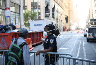 蒸汽管爆炸引石棉泄漏恐慌 曼哈顿街区变&quot;死城&quot;