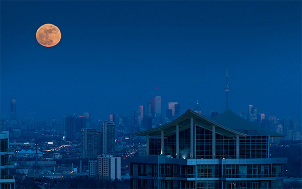 supermoon toronto