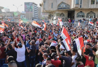 伊拉克多省份民众抗议引发冲突致1死41伤
