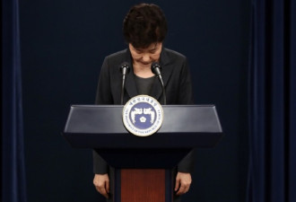 韩政坛风暴关注集中一点：朴槿惠何时下台