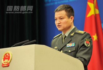 国防部发言人杨宇军:几年下来白头发长了不少