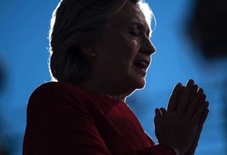美国首位女性总统候选人因淫秽物被捕