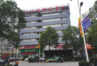 湖南胁迫未成年人卖淫：5嫌犯作案时不满18岁