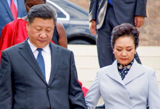 习近平彭丽媛结束对亚非五国访问回到北京