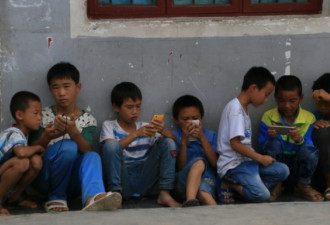 中国青年报：农村孩子正被大批被手机游戏废掉