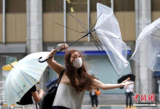 台风“珊珊”即将登陆日本 160多趟航班取消